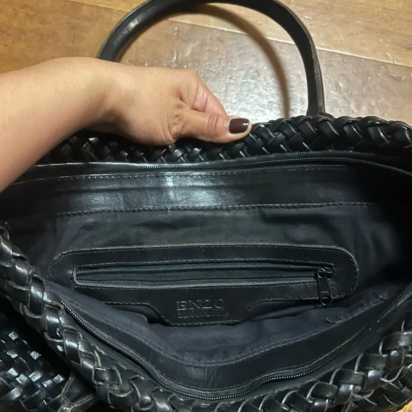 Italian leather woven style black bag size small used & in great conditions - Picture 6 of 11